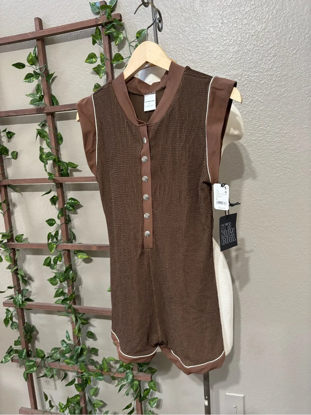 ▪️NEW FREE PEOPLE ITS NOW COOL The Button Up Onesie